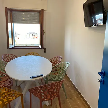 Apartamento Casa Rossella Fronte Mare A