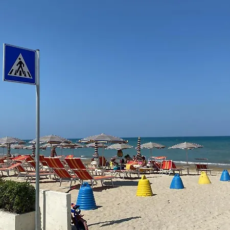 Casa Rossella Fronte Mare A Διαμέρισμα *