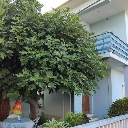 Apartment Casa Rossella Fronte Mare A *