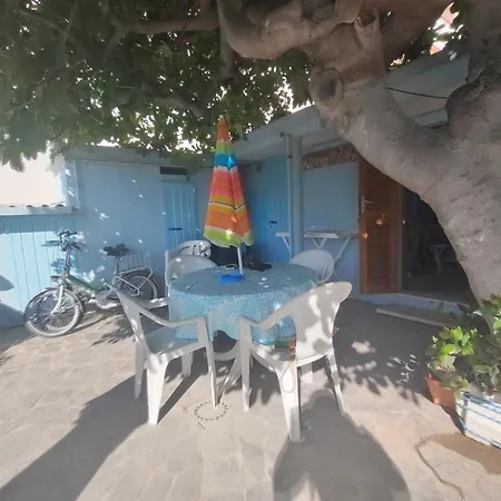 Casa Rossella Fronte Mare A Apartment